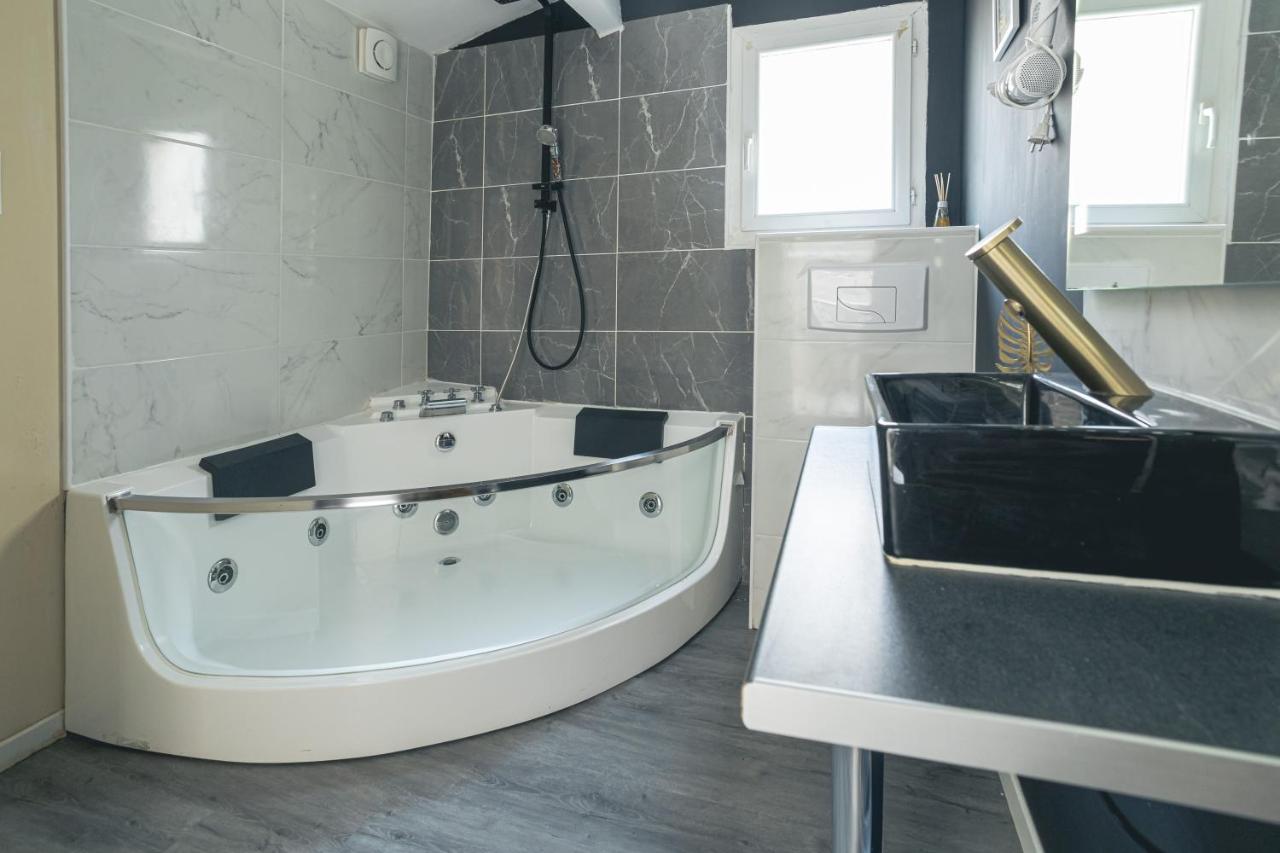 Ferienwohnung Jacuzzi Terrasse Centre Narbonne Exterior foto